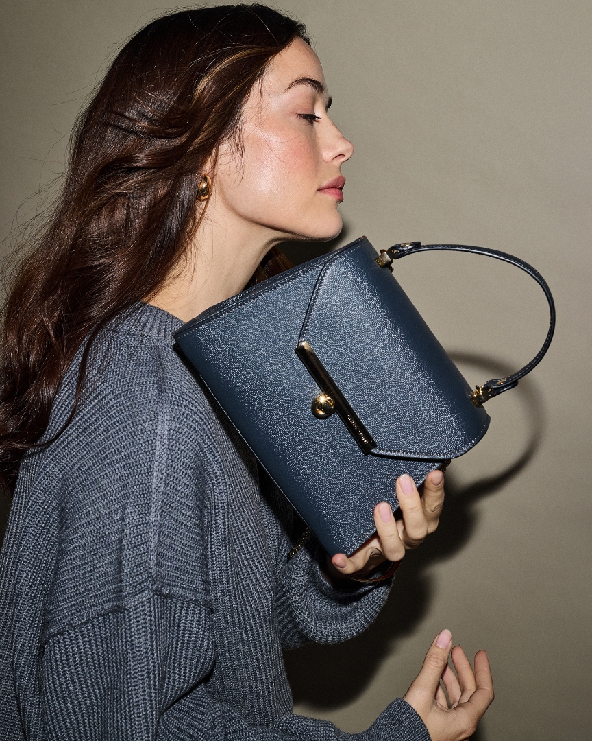 Cele mai versatile modele de genți din piele naturală pentru femei și cum să le porți