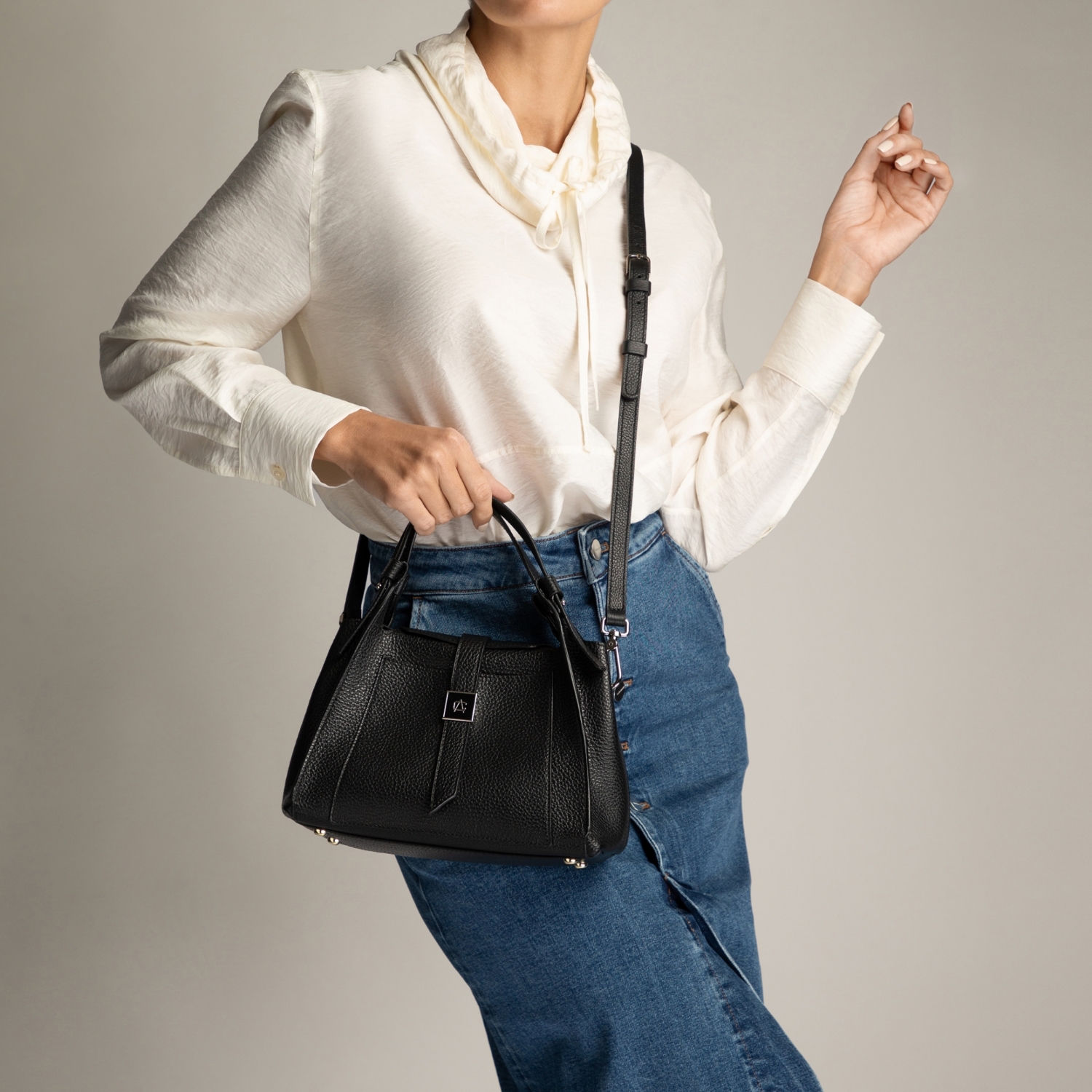 Imagine Geanta dama de Mana BLUMA 01 BOTTALATO NEGRU